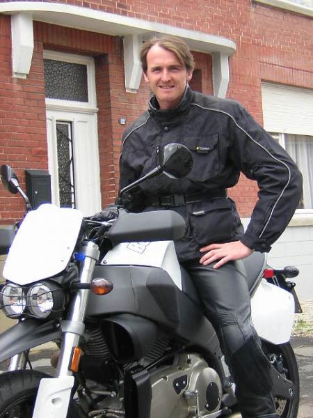 erik sur la buell 1200